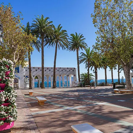 Apartment Centro Life 3a Casasol - Town Centre, 300m From Balcon De Europa *