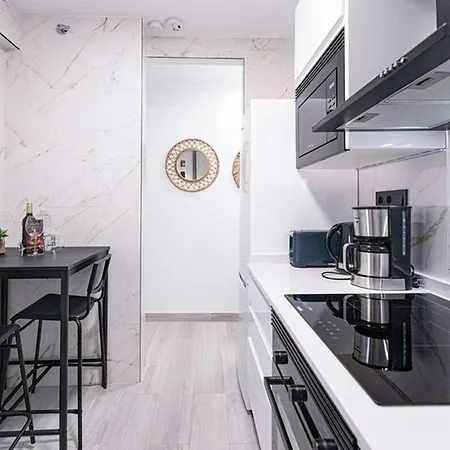 Centro Life 3a Casasol - Town Centre, 300m From Balcon De Europa Apartment